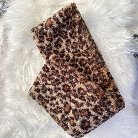 ɴᴡᴏᴛ ᴄᴀʟᴠɪɴ ᴋʟᴇɪɴ ᴘʟᴜꜱʜ ʟᴇᴏᴘᴀʀᴅ ɪɴꜰɪɴɪᴛʏ ᴄᴏᴡʟ ꜱᴄᴀʀꜰ - Picture 8 of 17